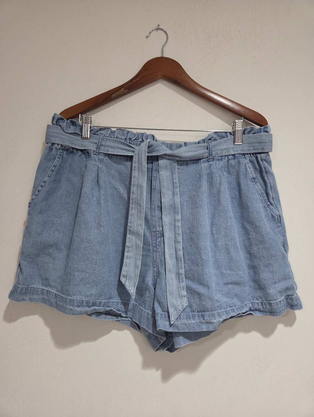 American Eagle Tie Up High-rise Paperbag Waist Denim Jean Shorts Size XL